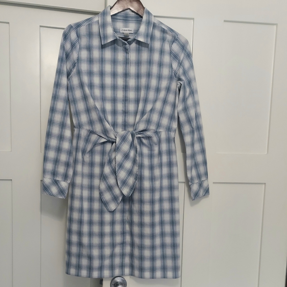 Calvin Klein Midi Button Down Shirtdress White Blue Plaid Size 8 Careerwear